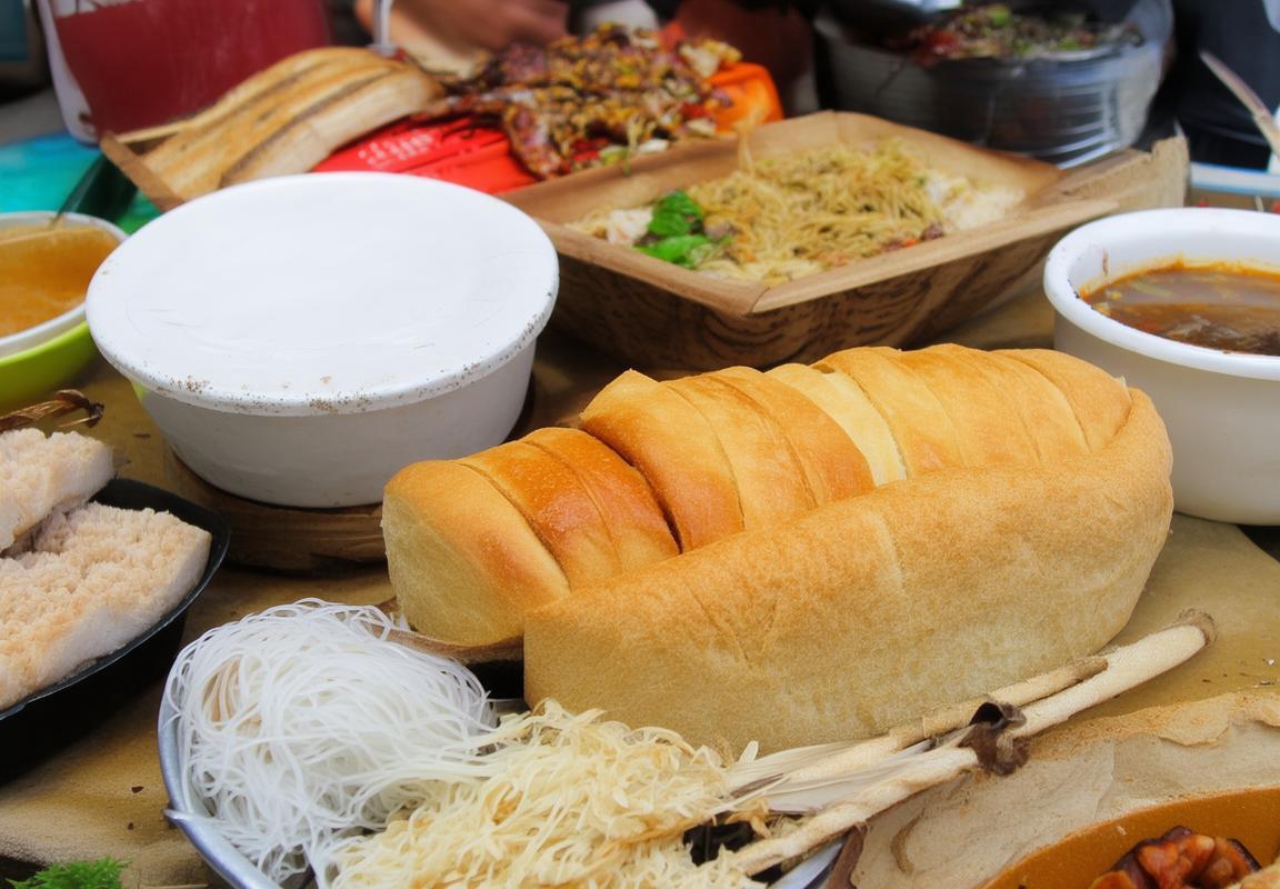 Văn hóa và lịch sử người Việt Nam: Lịch sử, Tôn giáo, Ẩm thực, Nghệ thuật và Thể thao